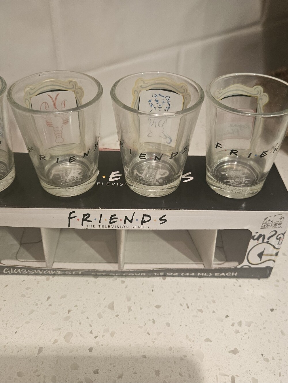Friends Shot Glass Set, New In Box - Picture 9 of 9